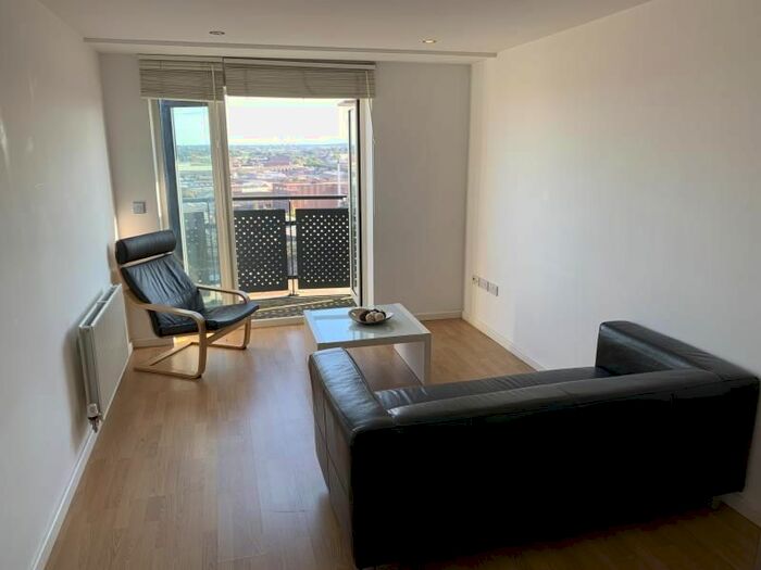 1 Bedroom Flat To Rent In Hive, Masshouse Plaza, Birmingham, B5