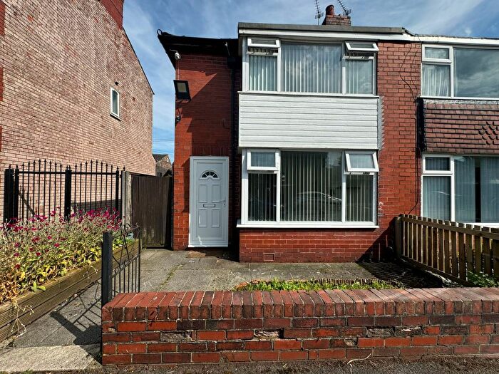 2 Bedroom Semi-Detached House To Rent In Eccles, M30