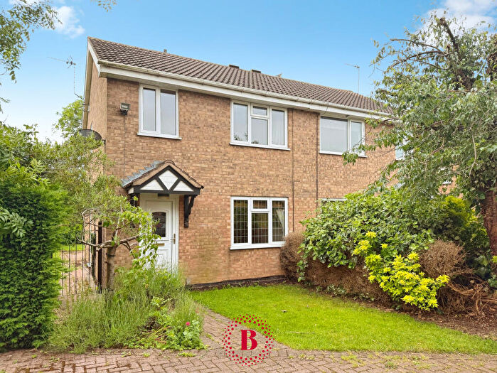 3 Bedroom Semi-Detached House For Sale In Hawthorn Drive, Melton Mowbray, LE13