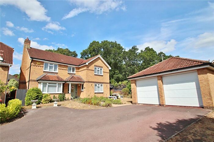 4 Bedroom Detached House For Sale In School Close, Verwood, Dorset, BH31