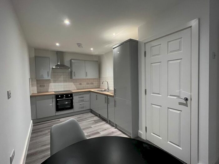 1 Bedroom Flat To Rent In Clifton Park View, Rotherham, S65