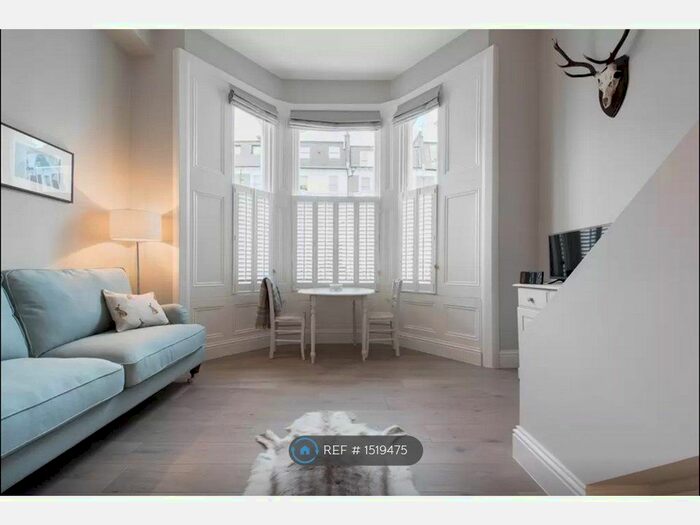 1 Bedroom Flat To Rent In Sinclair Gardens, London, W14