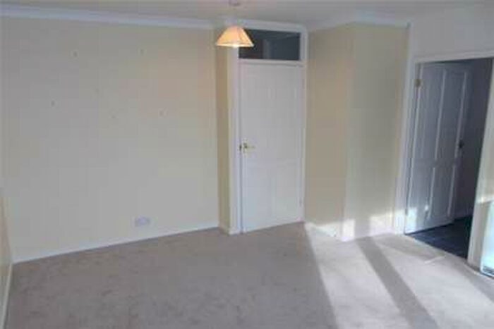1 Bedroom Flat To Rent In Whittington House, Lichfield, WS13