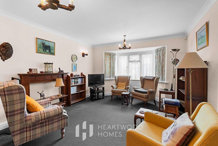 4 Bedroom Detached House For Sale In Nimrod Close, St. Albans, AL4