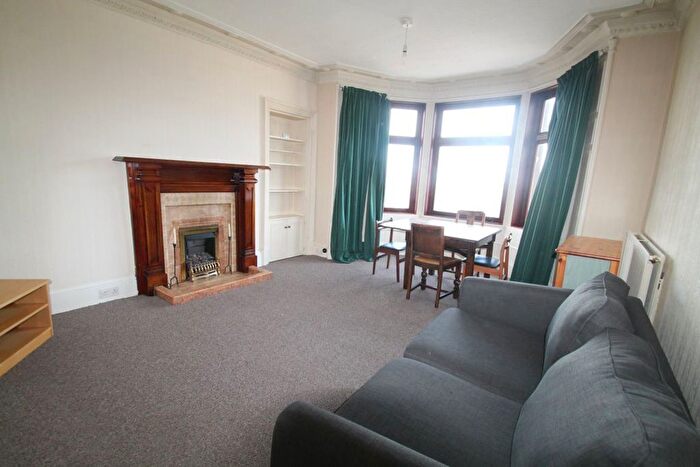 2 Bedroom Flat To Rent In Seymour Street, Dundee, Dundee, DD2