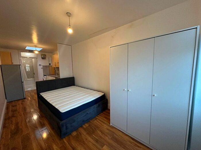 1 Bedroom Studio To Rent In Lady Margret Road, Southall, UB1