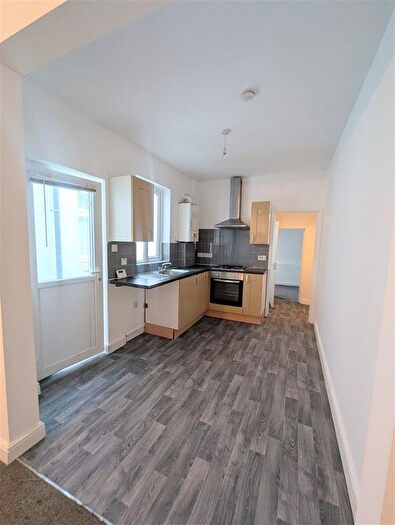 2 Bedroom Property To Rent In Victoria Road, Fenton, Stoke-On-Trent, ST4