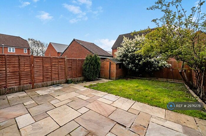 3 Bedroom Detached House To Rent In Barn Owl Drive, Bracknell, RG12