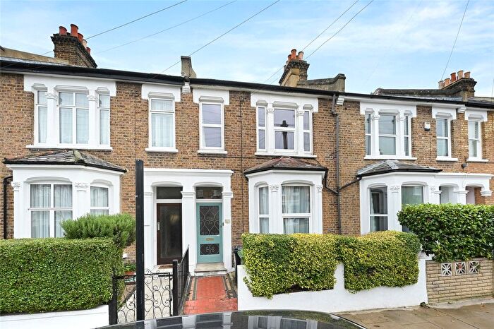 4 Bedroom Terraced House For Sale In Bloemfontein Avenue, London, W12