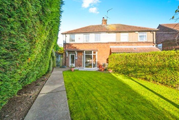 3 Bedroom Detached House To Rent In Elm Tree Avenue, Mansfield, NG19