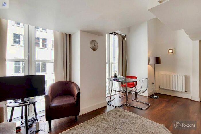 2 Bedroom Flat To Rent In Cadogan Road, Woolwich, London, SE18