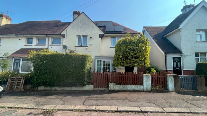 2 Bedroom Semi-Detached House To Rent In Kenmuir Crescent, Northampton, NN2