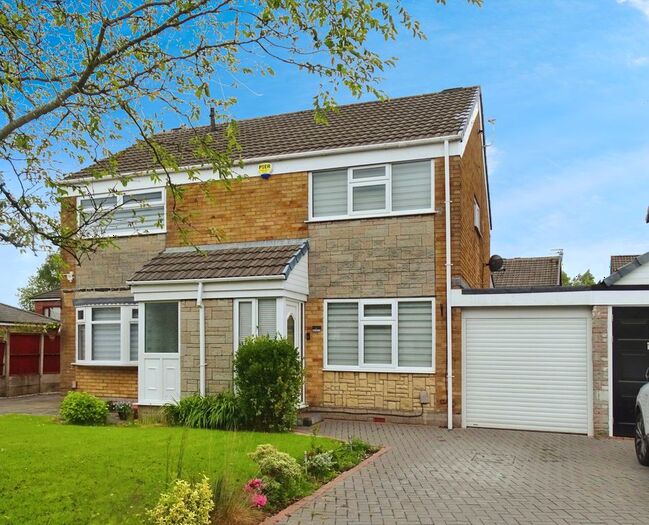 3 Bedroom Semi-Detached House To Rent In Thirlmere Avenue, Ashton-In-Makerfield, WN4