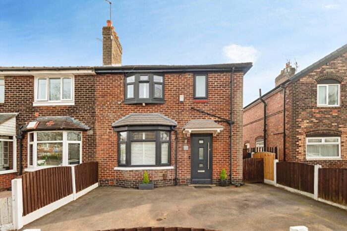 3 Bedroom Semi Detached House For Sale In Parrs Wood Road, Manchester, Greater Manchester, M20