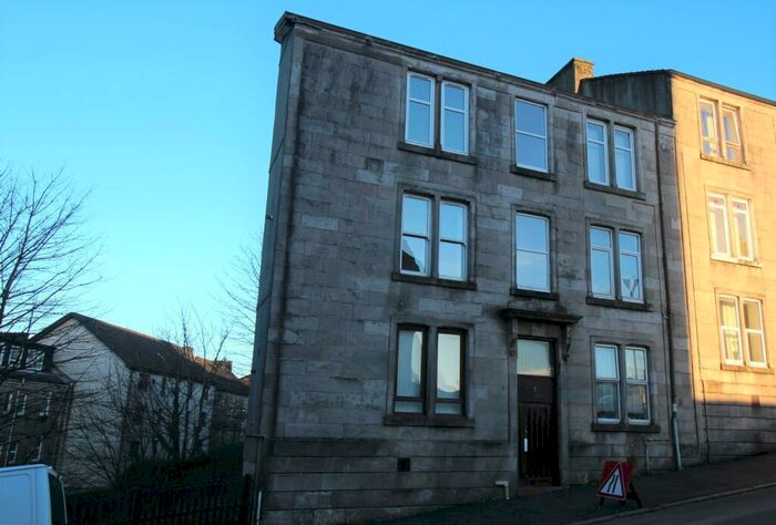 1 Bedroom Flat To Rent In Murdieston Street, Greenock, PA15