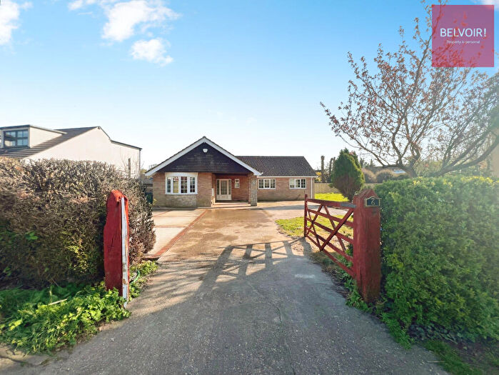 3 Bedroom Detached Bungalow To Rent In Station Road, Stallingborough, DN41