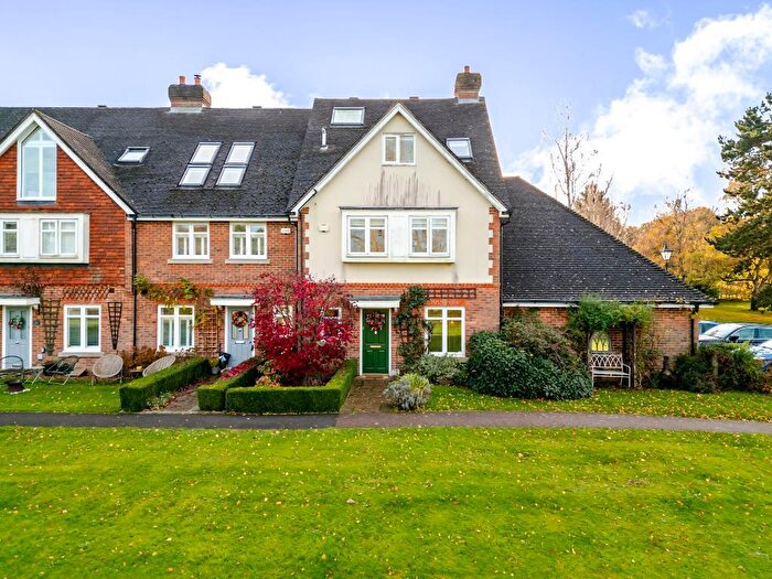 4 Bedroom Terraced House For Sale In Parkside Mews, Warlingham, Surrey, CR6