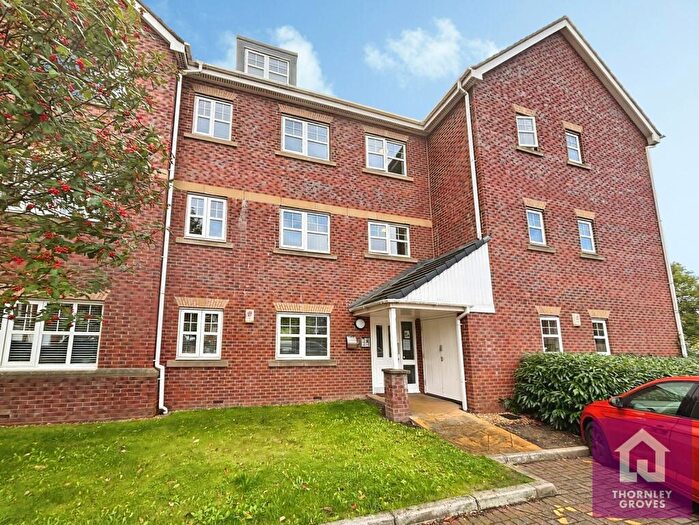 2 Bedroom Flat For Sale In Ellesmere Green, Eccles, M30