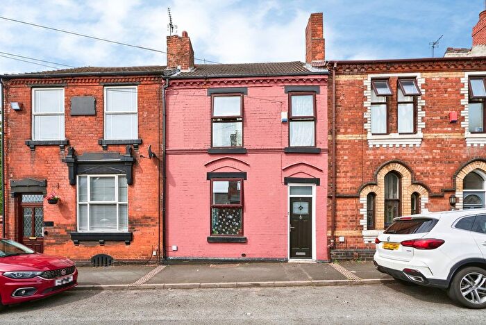 3 Bedroom Terraced House For Sale In Pritchard Street, Wednesbury, West Midlands, WS10