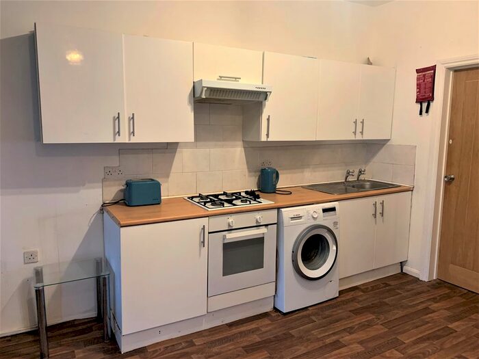 1 Bedroom Flat To Rent In Pontygwindy Road, Caerphilly, CF83