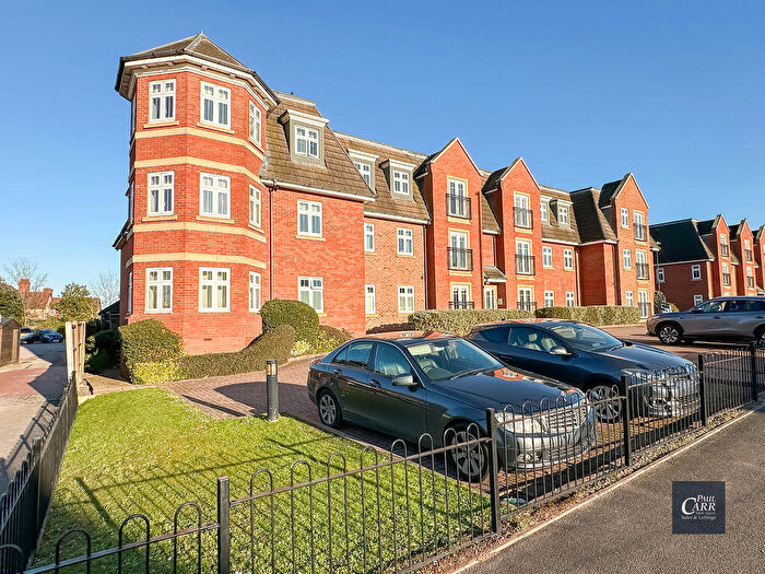 2 Bedroom Flat For Sale In Grange Drive, Streetly, Sutton Coldfield, B74