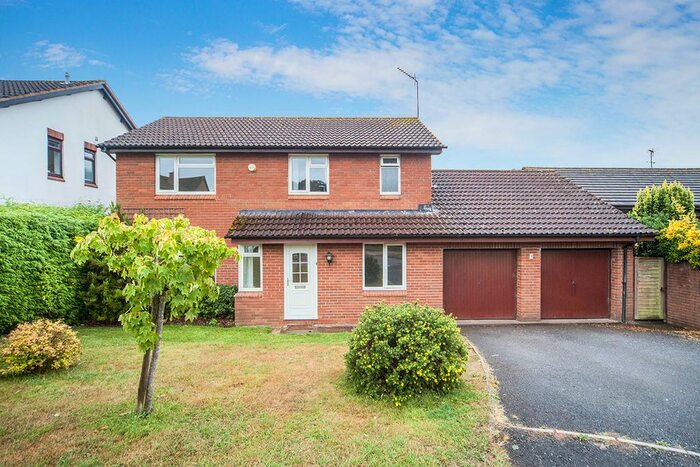 4 Bedroom Detached House To Rent In Oxford Close, Exmouth, Devon, EX8