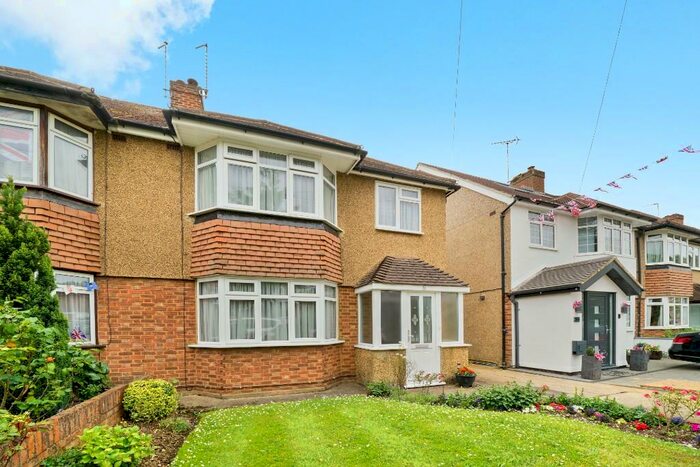3 Bedroom Semi-Detached House To Rent In Wood Rise, Pinner, Middlesex, HA5