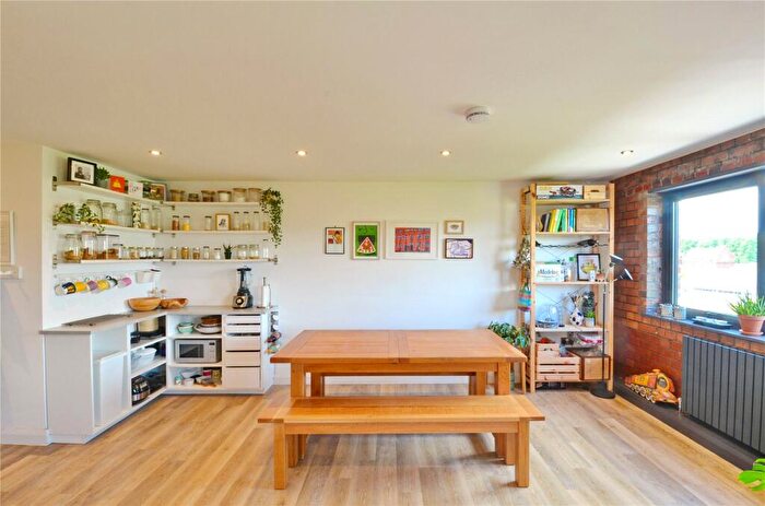 3 Bedroom Apartment To Rent In Raleigh Road, Southville, Bristol, Bristol, BS3