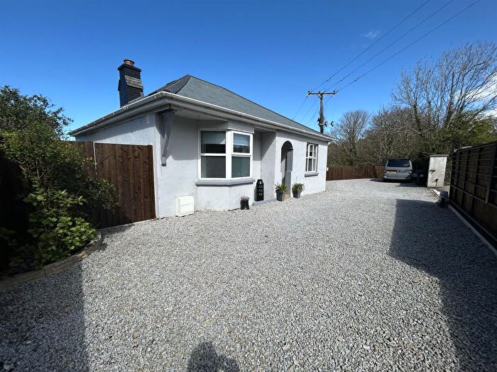 3 Bedroom Detached Bungalow For Sale In Blowinghouse, Redruth, TR15