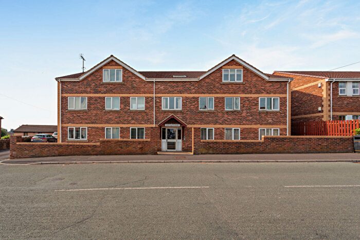 3 Bedroom Flat For Sale In Westgate House, Owlcotes Road, Pudsey, Leeds, LS28