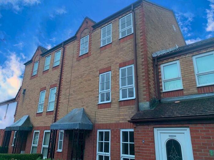 5 Bedroom Semi-Detached House To Rent In Hartley Place, Cardiff, CF11