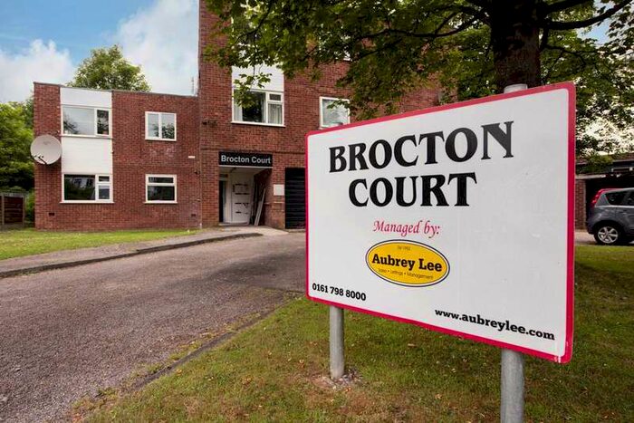 2 Bedroom Apartment To Rent In Brocton Court Cavendish Road, Salford, M7