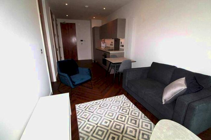 1 Bedroom Apartment To Rent In Lightbox Blue, Media City, M50