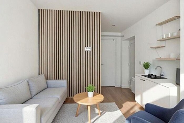 1 Bedroom Flat To Rent In Ridge Hill, London, NW11