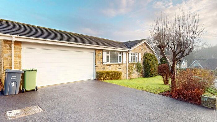 3 Bedroom Detached Bungalow For Sale In The Coppice, Fixby, Huddersfield, HD2
