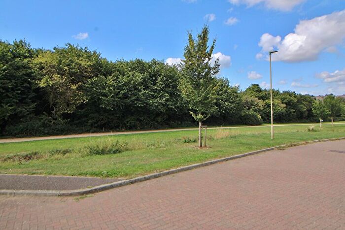 4 Bedroom Detached House For Sale In Cornflower Gardens, Clanfield, PO8