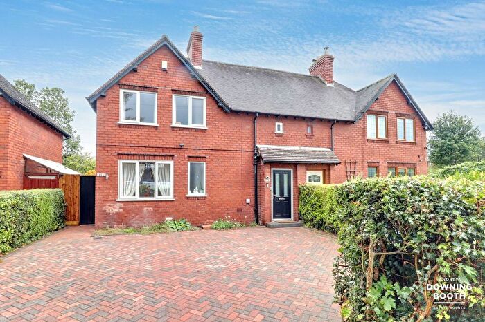 4 Bedroom Semi-Detached House For Sale In Birmingham Road, Lichfield, WS14