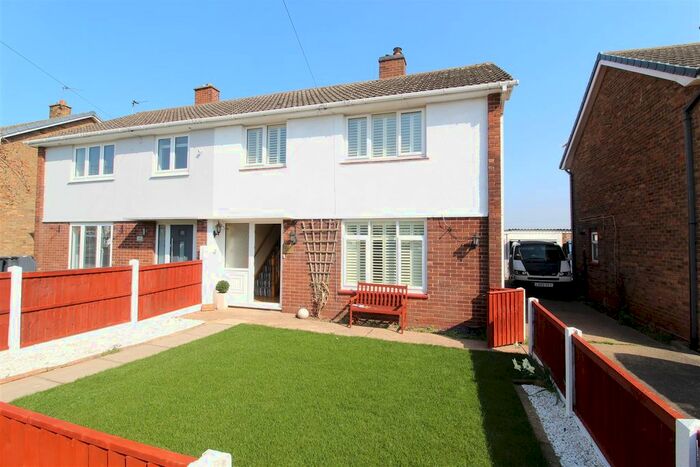 3 Bedroom Semi-Detached House To Rent In Glenbrook, Cotgrave, Nottingham, NG12