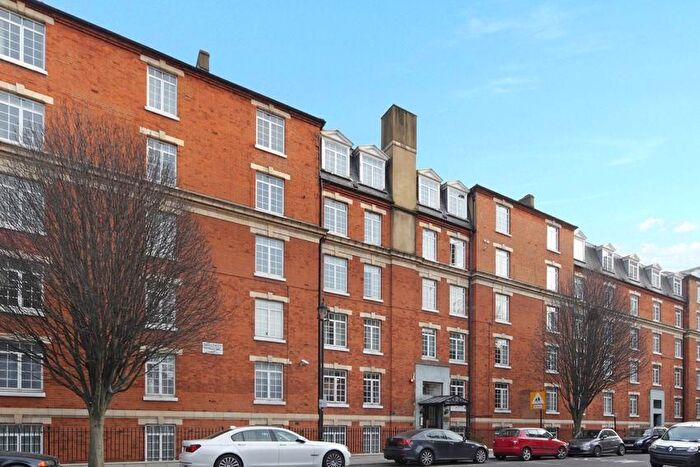 2 Bedroom Flat For Sale In Marble Arch Apartments, Harrowby Street, London, W1H