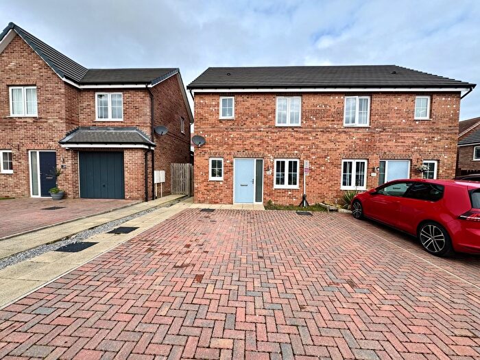 3 Bedroom Semi-detached House For Sale In Cargills Court, Wingate, Durham, TS28