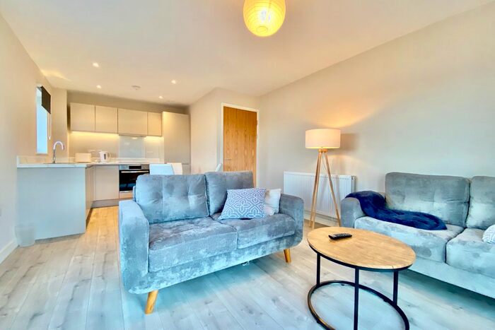 2 Bedroom Flat To Rent In Green Quarter, Cross Green Lane, Leeds, LS9