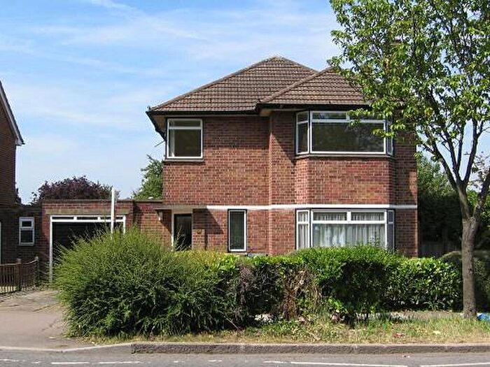 3 Bedroom Detached House To Rent In Stanmore, Harrow, HA7