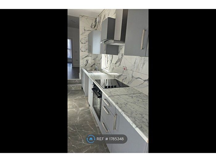 2 Bedroom Flat To Rent In Boldmere Road, Sutton Coldfield, B73