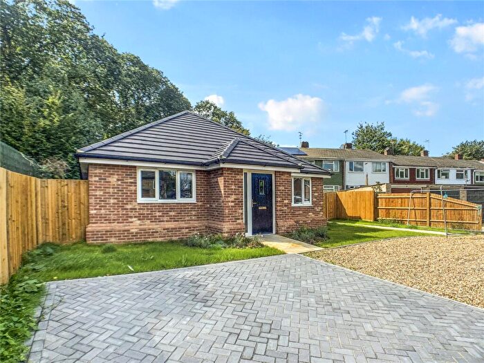 3 Bedroom Bungalow To Rent In Mierscourt Road, Rainham, Gillingham, Kent, ME8