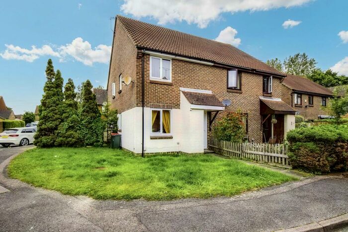 1 Bedroom End Of Terrace House To Rent In Windmill Court, Crawley, RH10