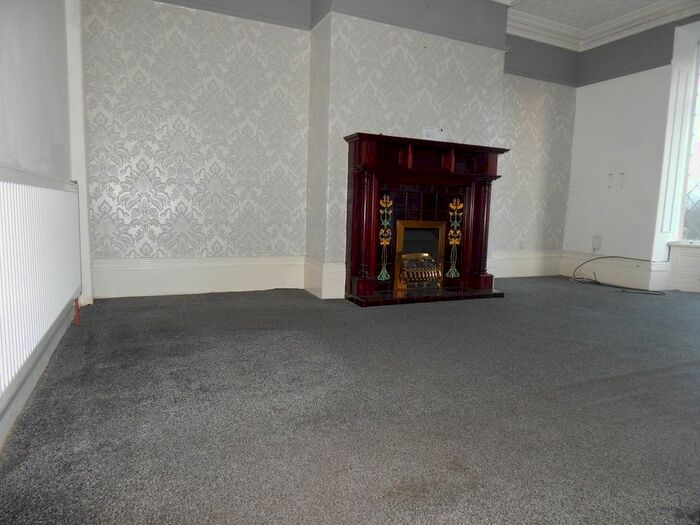 2 Bedroom Terraced House To Rent In Huddersfield Road, Heckmondwike WF15