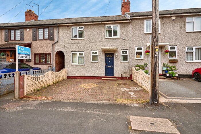 3 Bedroom Terraced House For Sale In Tame Road, Tipton, DY4