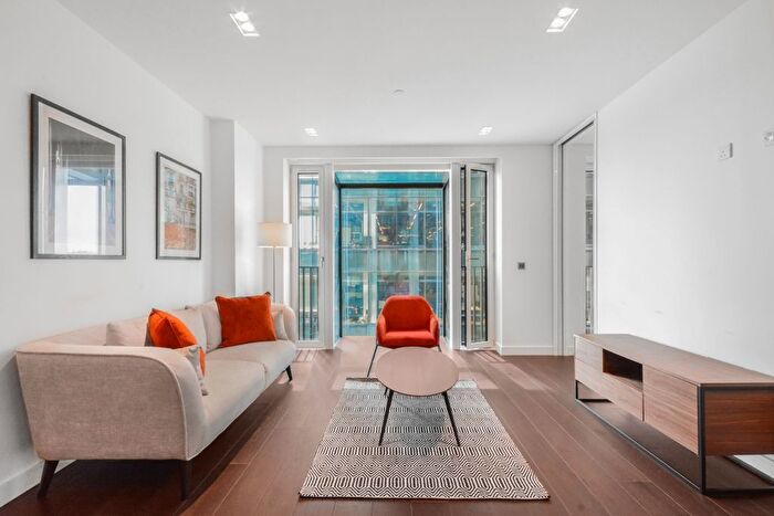 1 Bedroom Flat To Rent In Casson Square, London, SE1