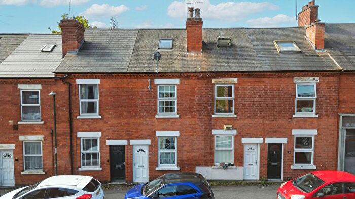 3 Bedroom Terraced House For Sale In Marshall Street, Nottingham, NG5
