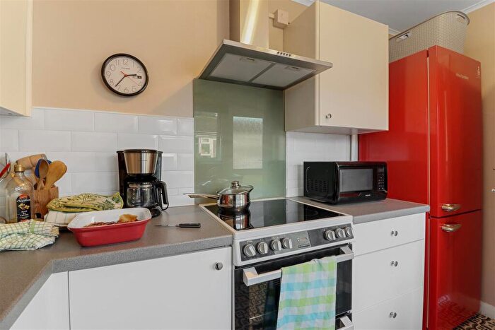 2 Bedroom Semi-Detached Bungalow For Sale In Old Orchard Place, Hailsham, BN27